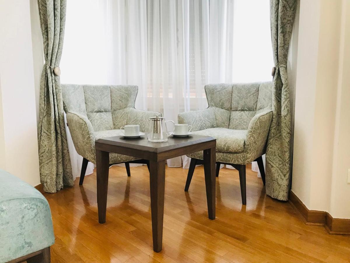 Knez Sima Jacuzzi, 3 Bedrooms, Balcony In Stari Grad Beograd Ngoại thất bức ảnh